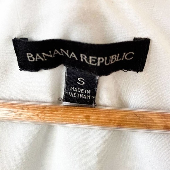 Banana Republic Blue Drape Blouse Side Pleats Size S Sleeveless - Picture 4 of 9